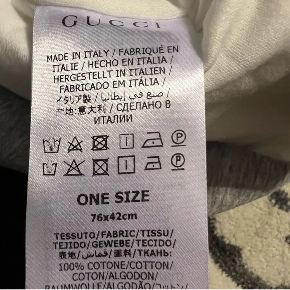 Brand new with box Gucci infant / babies Solid Web Trimmed Padded Nest w/ Tags